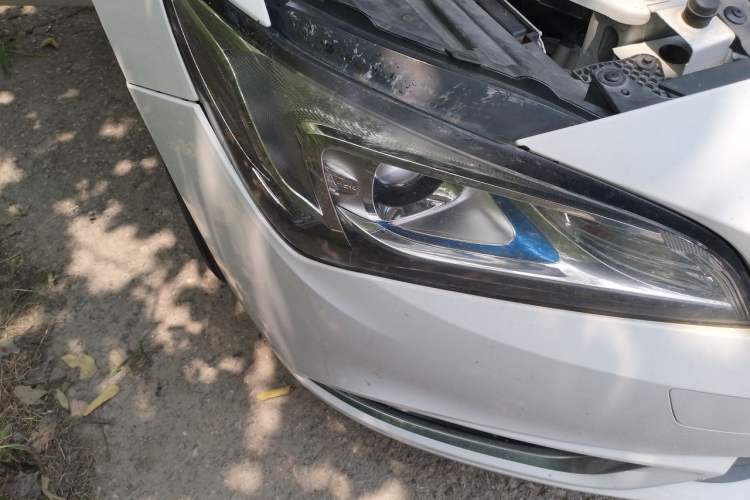 Used Buick Verano 2015 Sedan 15S Manual Leading Model Right Front Headlight