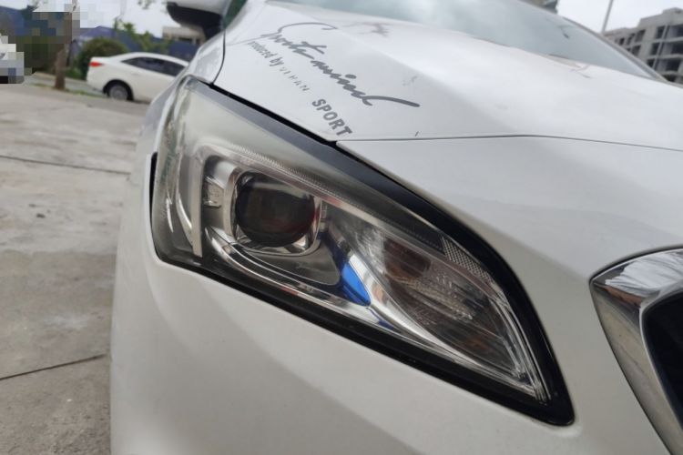 Used Buick Verano 2015 Sedan 15S Manual Leading Model Right Front Headlight