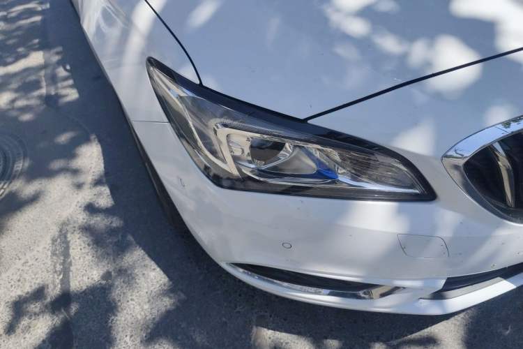 Used Buick Verano 2015 Sedan 20T Dual-Clutch Elite Model Right Front Headlight