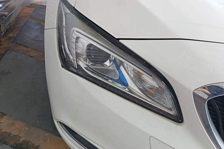Used Buick Verano 2015 Sedan 15S Manual Leading Model Right Front Headlight