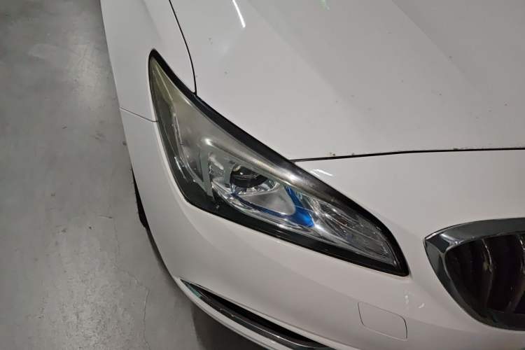 Used Buick Verano 2015 Sedan 15S Automatic Ambition Model Right Front Headlight