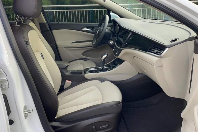 Used Buick Verano 2015 Sedan 15S Automatic Leading Model Right Front Seat