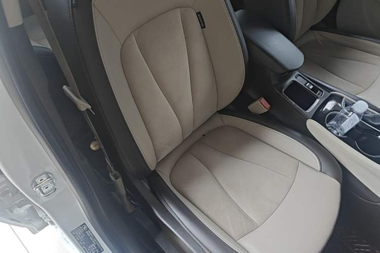 Used Buick Verano 2015 Sedan 15S Automatic Leading Model Right Front Seat