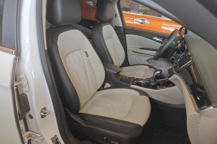 Used Buick Verano 2015 Sedan 15S Automatic Leading Model Right Front Seat