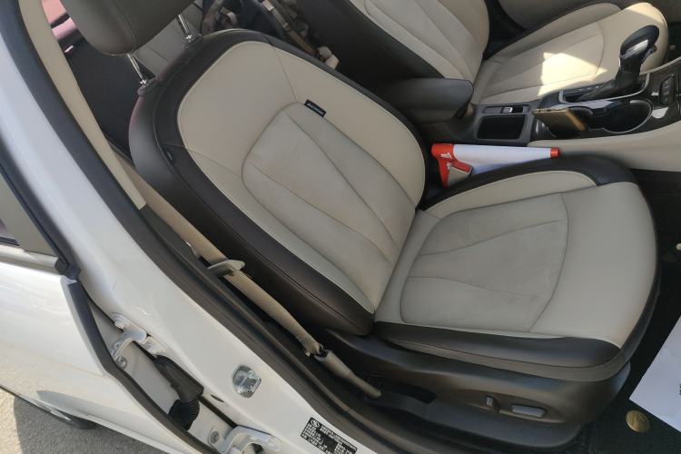 Used Buick Verano 2015 Sedan 15S Automatic Leading Model Right Front Seat