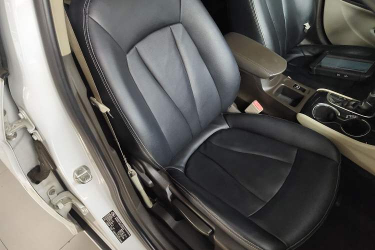 Used Buick Verano 2015 Sedan 15S Automatic Ambition Model Right Front Seat
