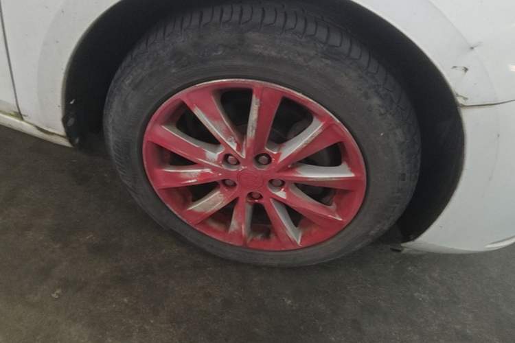 Used Buick Verano 2015 Sedan 20T Dual-Clutch Leading Model Right Front Wheel Hub