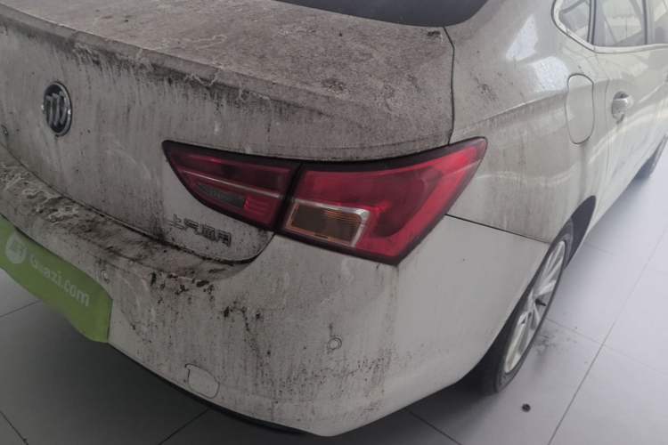 Used Buick Verano 2015 Sedan 15S Manual Entry-Level Model Right Rear Taillight
