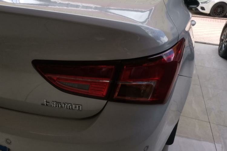 Used Buick Verano 2015 Sedan 20T Dual-Clutch Leading Model Right Rear Taillight