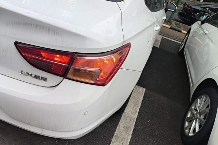 Used Buick Verano 2015 Sedan 15S Automatic Ambition Model Right Rear Taillight