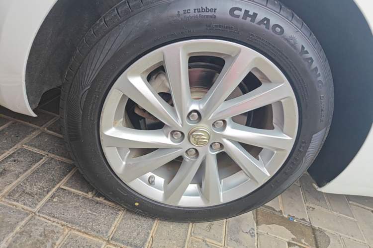 Used Buick Verano 2015 Sedan 15S Automatic Ambition Model Right Rear Wheel Hub