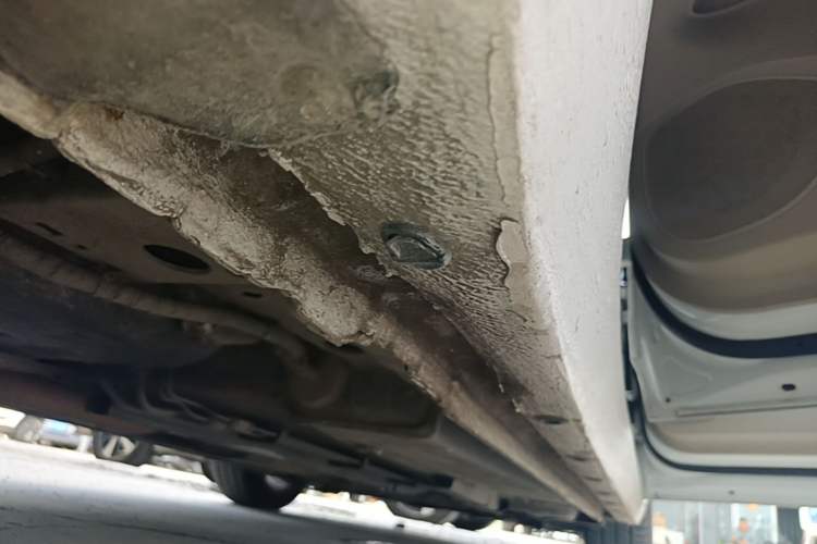 Used Buick Verano 2015 Sedan 15S Automatic Leading Model Right Side Sill