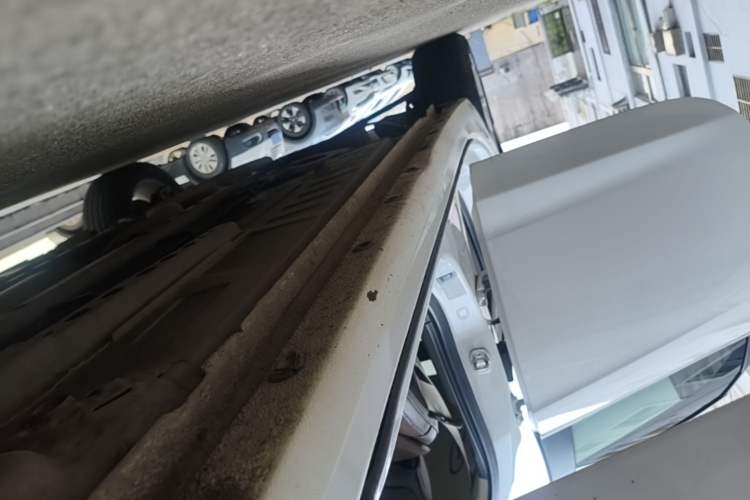 Used Buick Verano 2015 Sedan 15S Manual Entry-Level Model Right Side Sill