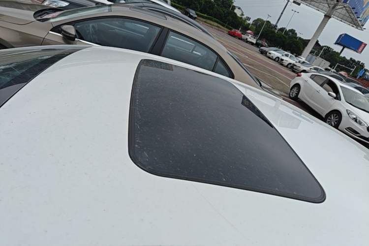 Used Buick Verano 2015 Sedan 15S Automatic Leading Model Roof