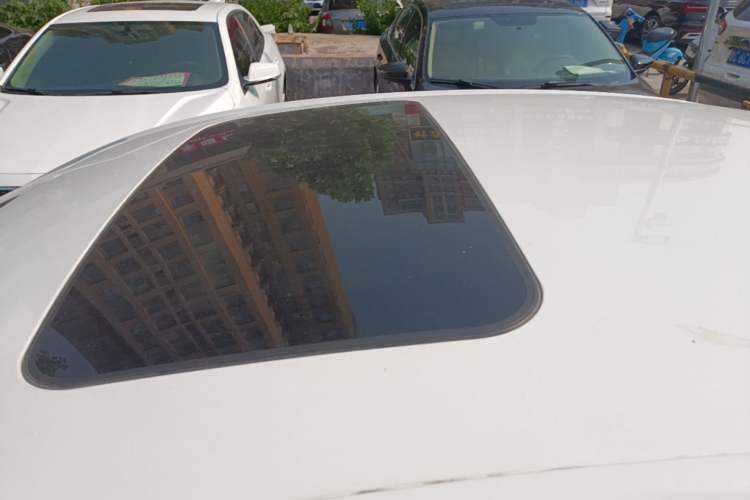 Used Buick Verano 2015 Sedan 15S Automatic Ambition Model Roof