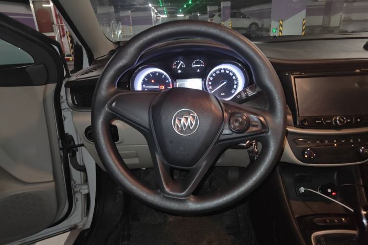 Used Buick Verano 2015 Sedan 15S Manual Entry-Level Model Steering Wheel