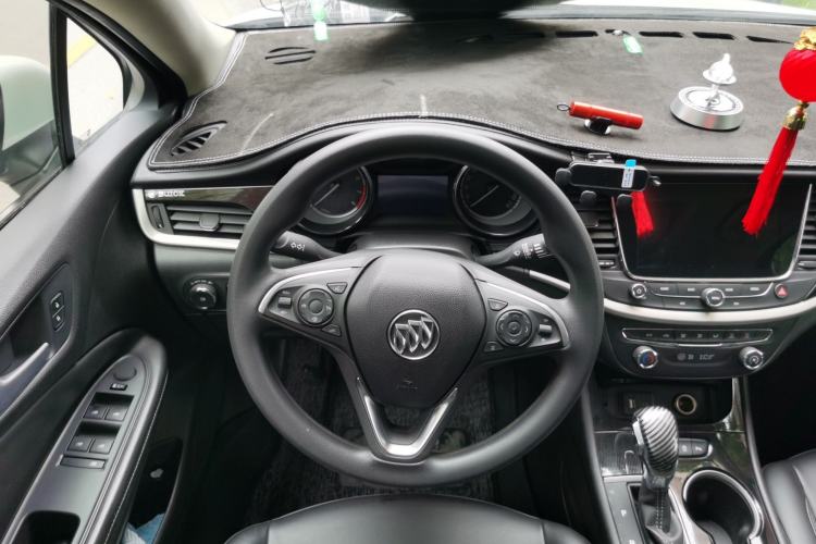 Used Buick Verano 2015 Sedan 20T Dual-Clutch Leading Model Steering Wheel
