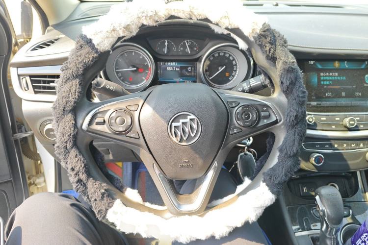 Used Buick Verano 2015 Sedan 20T Dual-Clutch Leading Model Steering Wheel