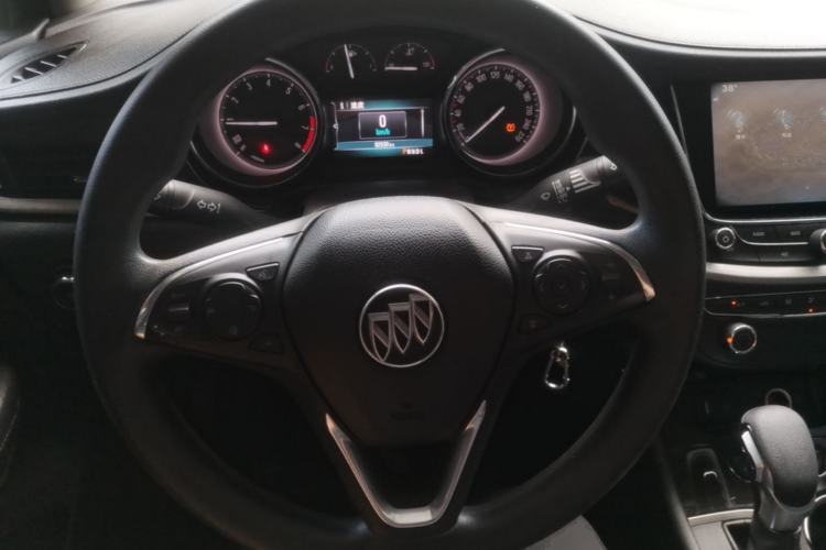 Used Buick Verano 2015 Sedan 20T Dual-Clutch Leading Model Steering Wheel