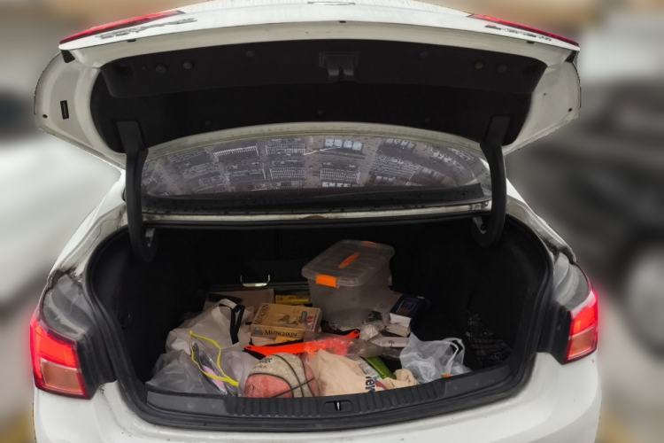 Used Buick Verano 2015 Sedan 20T Dual-Clutch Elite Model Trunk
