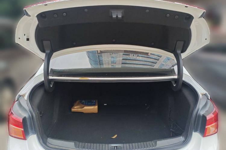 Used Buick Verano 2015 Sedan 15S Automatic Leading Model Trunk