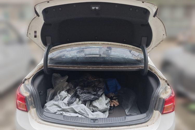 Used Buick Verano 2015 Sedan 15S Automatic Leading Model Trunk