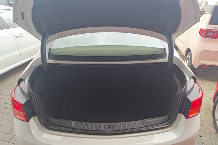 Used Buick Verano 2015 Sedan 15S Automatic Ambition Model Trunk