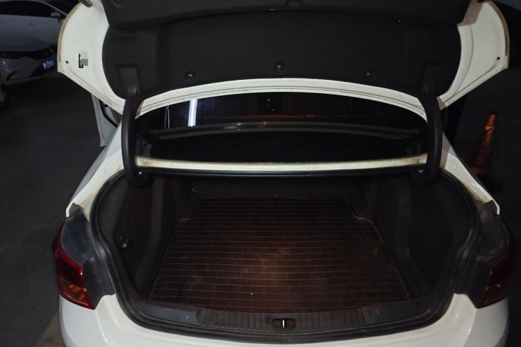 Used Buick Verano 2015 Sedan 15S Manual Entry-Level Model Trunk