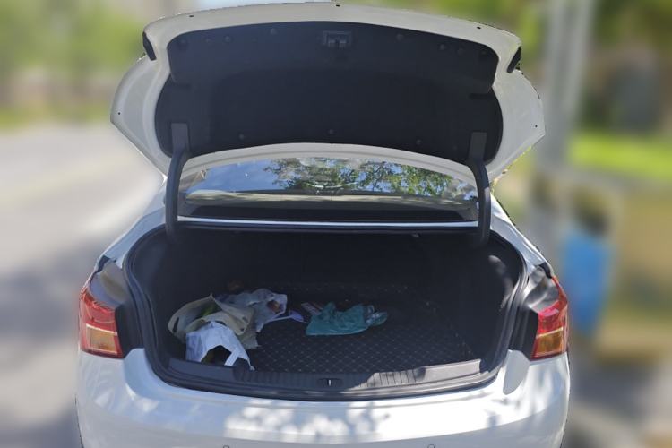 Used Buick Verano 2015 Sedan 15S Automatic Leading Model Trunk