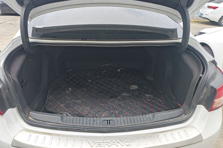 Used Buick Verano 2015 Sedan 15S Manual Entry-Level Model Trunk