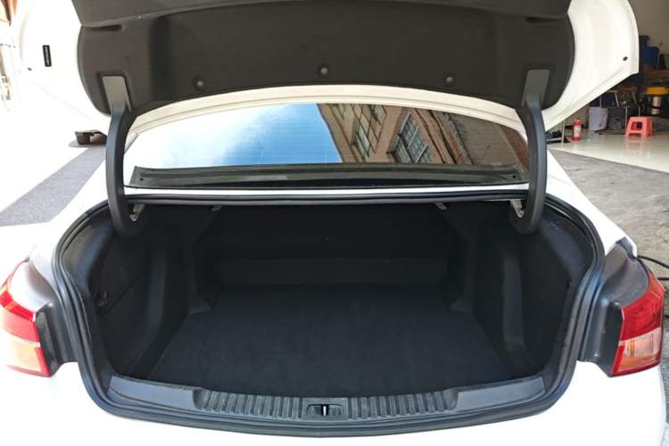 Used Buick Verano 2015 Sedan 15S Automatic Ambition Model Trunk