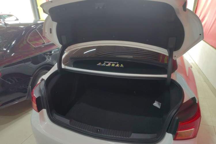Used Buick Verano 2015 Sedan 15S Automatic Ambition Model Trunk