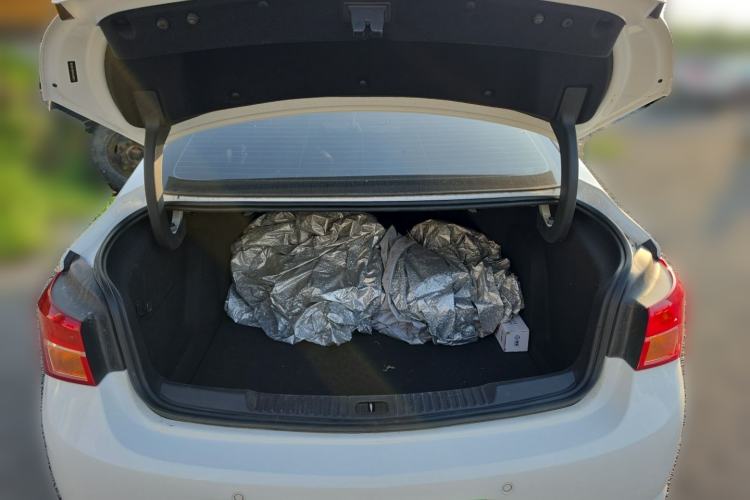 Used Buick Verano 2015 Sedan 15S Automatic Leading Model Trunk