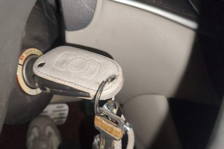 Used Buick Verano 2015 Sedan 15S Automatic Ambition Model Vehicle Key