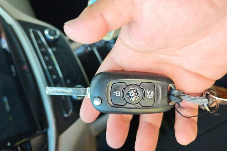 Used Buick Verano 2015 Sedan 15S Automatic Leading Model Vehicle Key