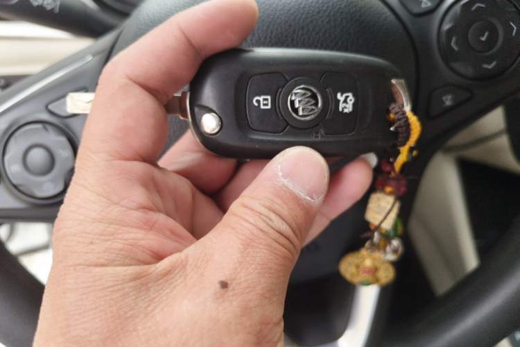 Used Buick Verano 2015 Sedan 15S Automatic Leading Model Vehicle Key