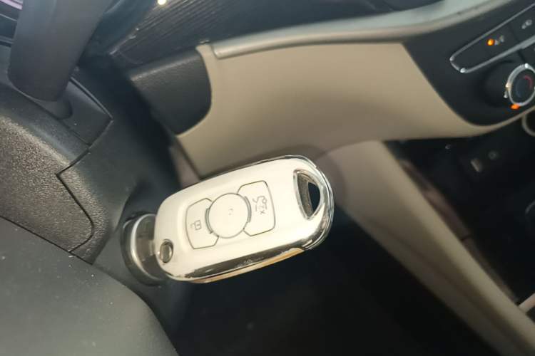 Used Buick Verano 2015 Sedan 15S Automatic Leading Model Vehicle Key