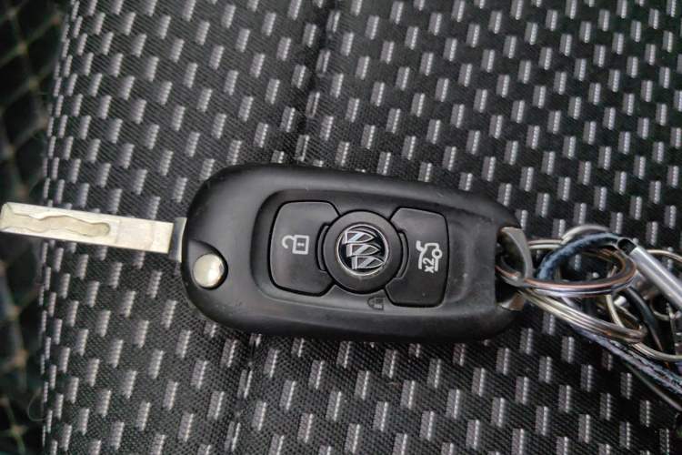 Used Buick Verano 2015 Sedan 15S Automatic Ambition Model Vehicle Key