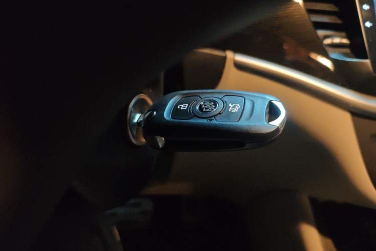 Used Buick Verano 2015 Sedan 15S Automatic Leading Model Vehicle Key