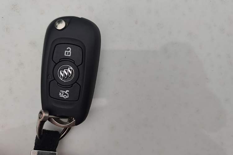 Used Buick Verano 2015 Sedan 20T Dual-Clutch Elite Model Vehicle Key