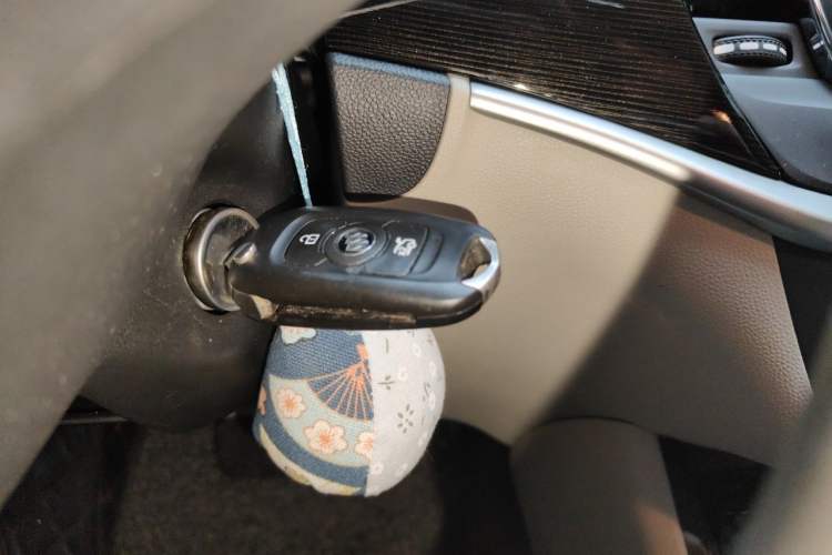 Used Buick Verano 2015 Sedan 15S Automatic Leading Model Vehicle Key