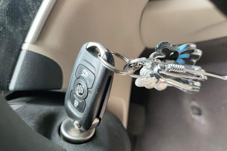 Used Buick Verano 2015 Sedan 15S Automatic Leading Model Vehicle Key