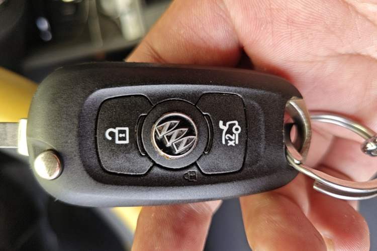 Used Buick Verano 2015 Sedan 20T Dual-Clutch Elite Model Vehicle Key