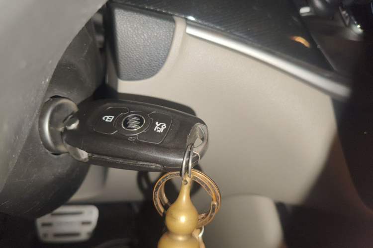 Used Buick Verano 2015 Sedan 15S Automatic Leading Model Vehicle Key