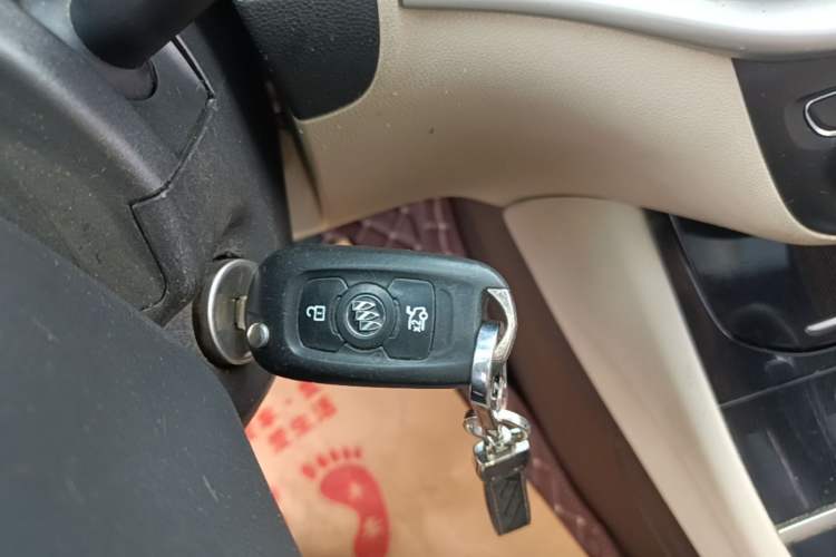 Used Buick Verano 2015 Sedan 15S Automatic Leading Model Vehicle Key