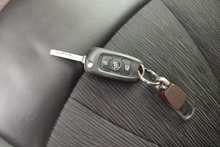 Used Buick Verano 2015 Sedan 20T Dual-Clutch Leading Model Vehicle Key