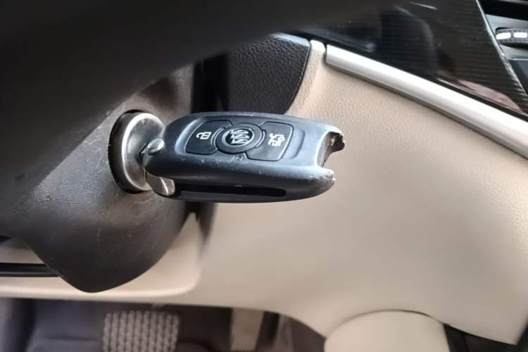 Used Buick Verano 2015 Sedan 15S Automatic Ambition Model Vehicle Key