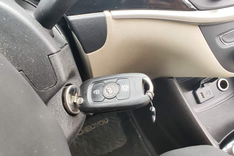 Used Buick Verano 2015 Sedan 15S Manual Leading Model Vehicle Key