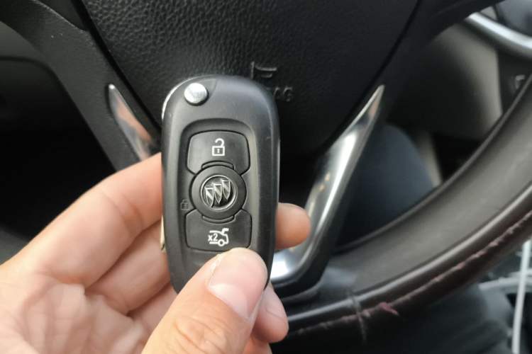 Used Buick Verano 2015 Sedan 15S Automatic Leading Model Vehicle Key