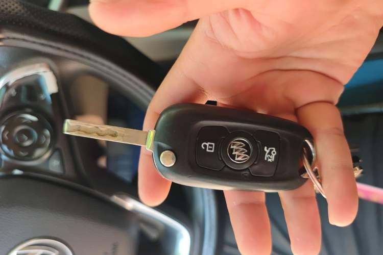 Used Buick Verano 2015 Sedan 15S Automatic Leading Model Vehicle Key